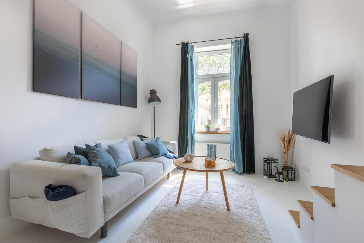 Apartamento Black And White *